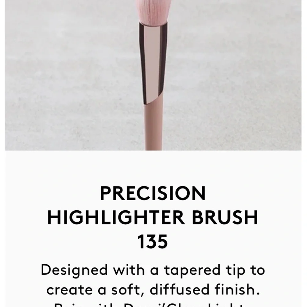 Fenty Beauty Precision Highlighter Brush 135. NIB. Box a little beat up.